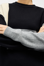 Cargar imagen en el visor de la galería, Ray Knit Pullover - Black Sandshell
