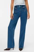Load image into Gallery viewer, Tessa Wide Pocket Jeans - Medium Blue Denim

