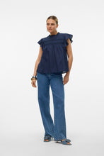 Cargar imagen en el visor de la galería, Trine Lace Top - Navy Blazer
