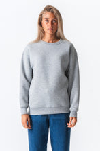 Charger l&#39;image dans la galerie, Alina Sweatshirt - Ash Grey
