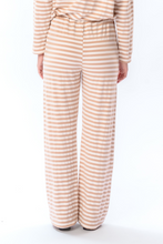 Load image into Gallery viewer, Stripped Pants - Beige

