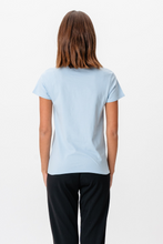 Carica l'immagine nel visualizzatore di Gallery, Basic T-shirt - Sky Blue
