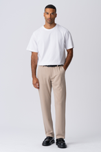 Carregar imagem no visualizador da galeria, The Original Performance Pants (Regular) - Sand
