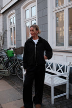 Load image into Gallery viewer, Ines Short Jacket - Black
