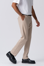 Carregar imagem no visualizador da galeria, The Original Performance Pants (Regular) - Sand
