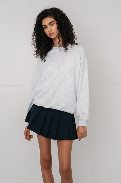 Haliey Basic Crewneck - Light Grey