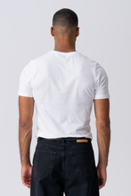 Load image into Gallery viewer, Muscle T-shirt - White
