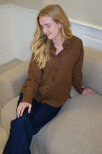 Load image into Gallery viewer, Lilly Shirt - Brown
