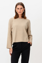 Cargar imagen en el visor de la galería, Reynard O-Neck Pullover - Humus
