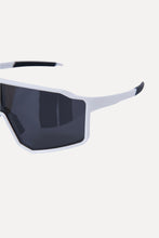 Load image into Gallery viewer, Albert Sunglasses - Black
