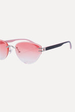 Load image into Gallery viewer, Sophia Sunglasses - Red

