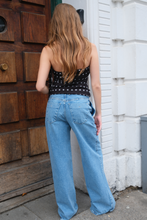 Afbeelding in Gallery-weergave laden, Amadea Jeans - Light Blue
