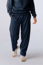 Carica l'immagine nel visualizzatore di Gallery, Original Sweatpants - Navy

