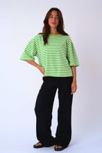Charger l'image dans la galerie, Zoe T-Shirt - Green/White
