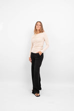 Carica l&#39;immagine nel visualizzatore di Gallery, Jamie Long Sleeved Top - Sandshell
