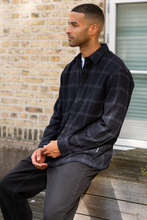 Carica l'immagine nel visualizzatore di Gallery, Tristan Overshirt - Dark Navy
