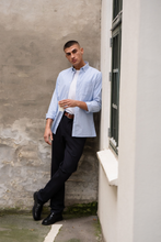 Charger l&#39;image dans la galerie, L&#39;original Performance Oxford Shirt - Bleu en cachemire
