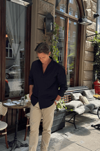 Carica l'immagine nel visualizzatore di Gallery, Linen Shirt - Black
