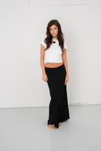Carregar imagem no visualizador da galeria, Capri Skirt - Black

