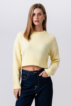 Carregar imagem no visualizador da galeria, Kenya Short Knit - Yellow
