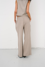 Carica l'immagine nel visualizzatore di Gallery, Luna Pants - Sand
