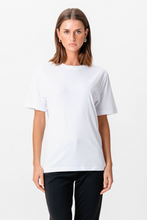 Charger l'image dans la galerie, T-shirt surdimensionné - blanc
