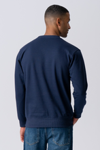 Load image into Gallery viewer, Essential Crewneck - Navy
