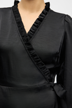 Carregar imagem no visualizador da galeria, Chilli Wrap Dress - Black
