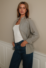 Carica l'immagine nel visualizzatore di Gallery, Boyfriend Oxford Shirt - Grey

