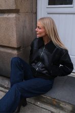 Load image into Gallery viewer, Daisy Shearling Jacket - Black/Black

