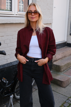 Load image into Gallery viewer, Boyfriend Oxford Shirt - Burgundy
