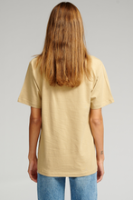Carica l'immagine nel visualizzatore di Gallery, T -shirt oversize - beige
