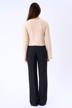 Carica l'immagine nel visualizzatore di Gallery, Ivy Tie Blouse Knit - Beige
