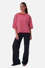 Carregar imagem no visualizador da galeria, Zoe T-shirt - Red/Light Pink
