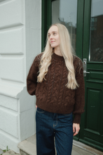 Charger l'image dans la galerie, Emma Knit - Chocolate
