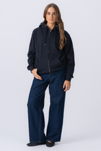 Carregar imagem no visualizador da galeria, Basic Zip Hoodie - Dark Navy
