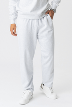 Carica l'immagine nel visualizzatore di Gallery, Original Sweatpants - Light Grey
