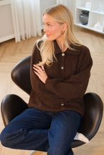 Afbeelding in Gallery-weergave laden, Josie Polo Knit - Brown

