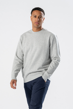 Carica l'immagine nel visualizzatore di Gallery, Sweatshirt Crewneck - Ash Grey

