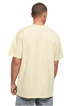 Cargar imagen en el visor de la galería, Heavy Oversized T-shirt - Soft Yellow
