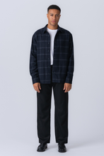 Carica l'immagine nel visualizzatore di Gallery, Tristan Overshirt - Dark Navy
