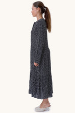 Load image into Gallery viewer, Anna long-sleeved dress - Black
