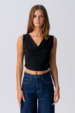 Cargar imagen en el visor de la galería, Elisa Waterfall Top - Black
