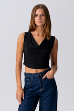 Cargar imagen en el visor de la galería, Elisa Waterfall Top - Black

