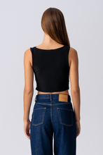 Cargar imagen en el visor de la galería, Elisa Waterfall Top - Black

