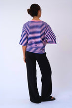 Cargar imagen en el visor de la galería, Zoe T-shirt - Blue/Light Pink
