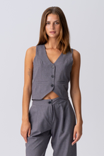 Charger l'image dans la galerie, Natalie Vest - Dark Grey
