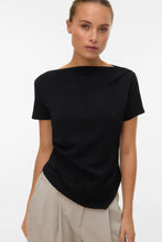 Carica l'immagine nel visualizzatore di Gallery, Mille Boatneck Short Top - Black
