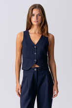Cargar imagen en el visor de la galería, Natalie Vest - Navy

