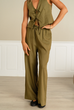 Load image into Gallery viewer, Linen Pants - Green
